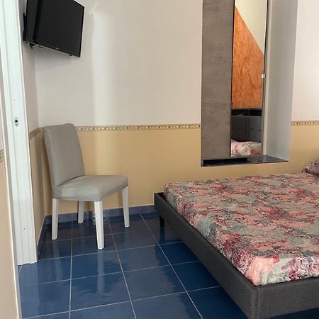 Appartement Dal Torrese à Marina di Camerota Extérieur photo
